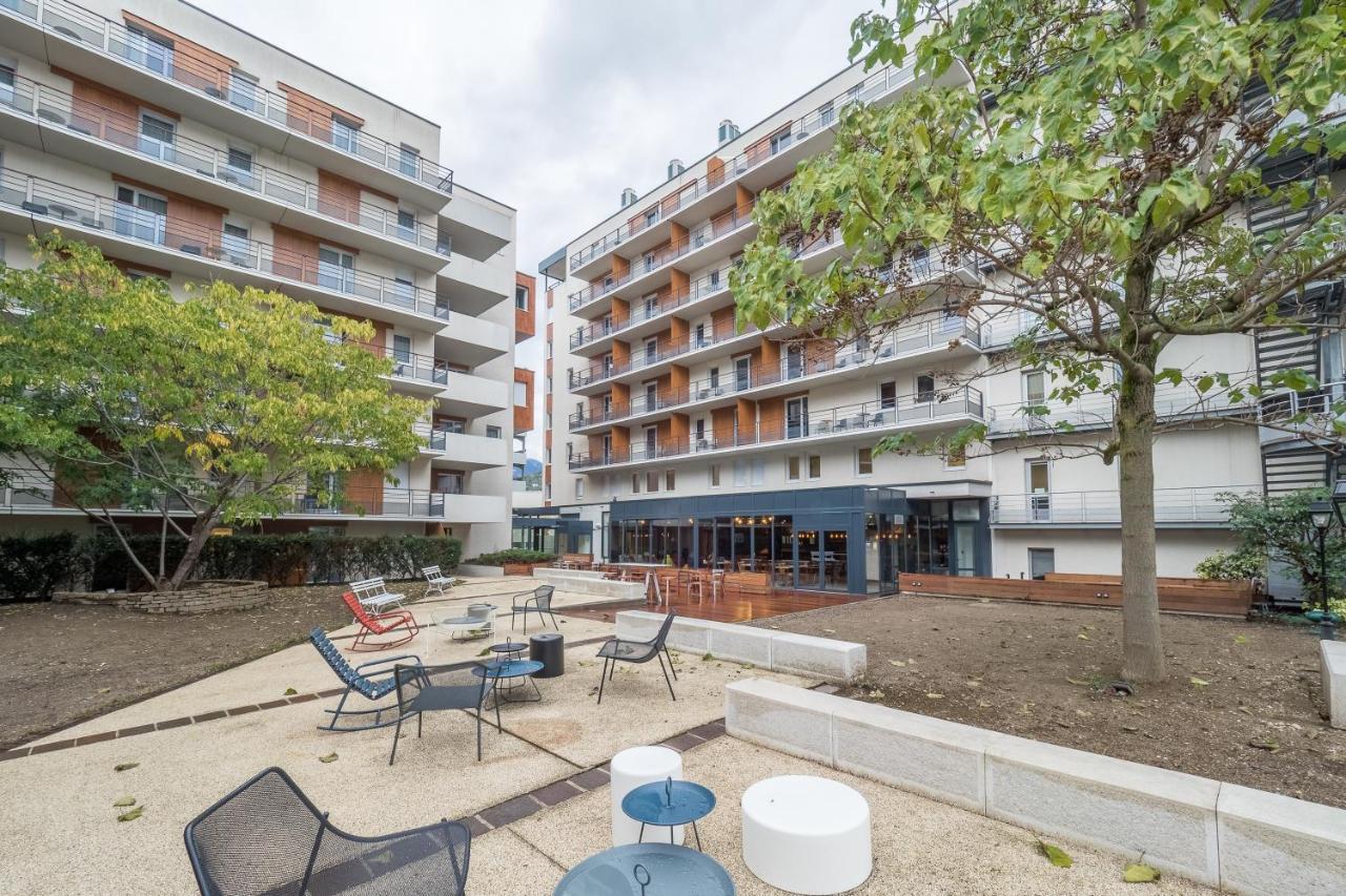 Hostel Le Hueb Grenoble Buitenkant foto